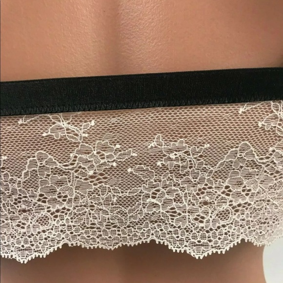 Victoria's Secret Long Lined Lace Bralette - Picture 6 of 7